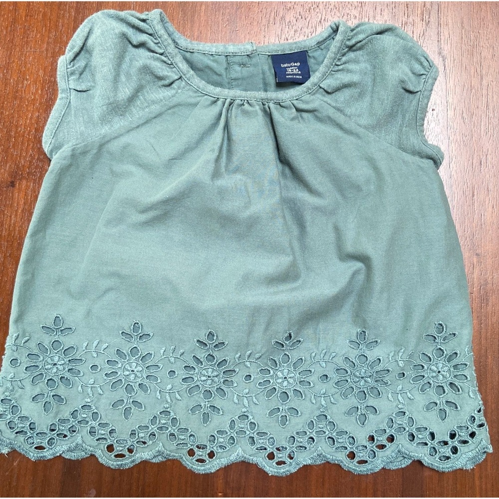 Baby Gap Eyelet Top 18-24 mo Olive Green